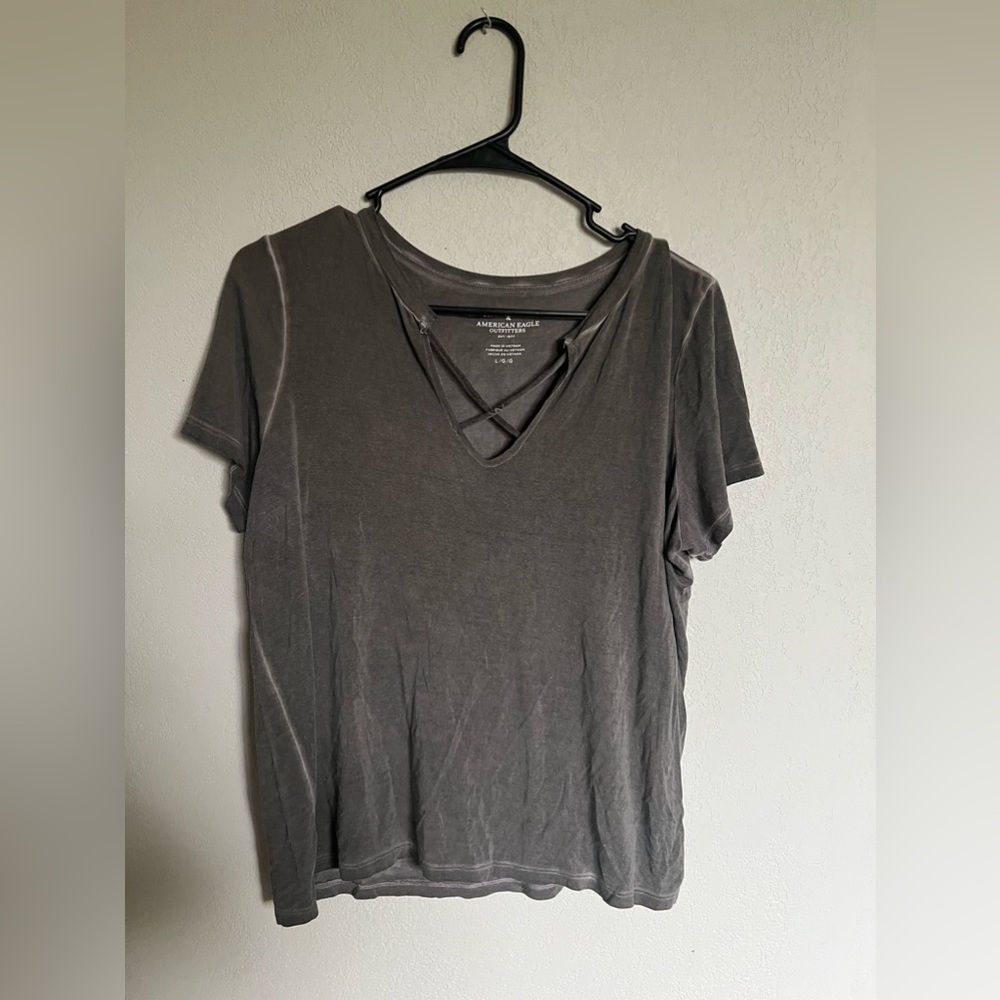 American eagle distressed Women’s Tee Soft and Sexy Large
